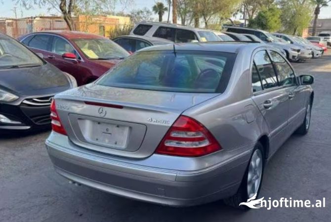 Cars for sale  in Tirana - 2,000 Euro