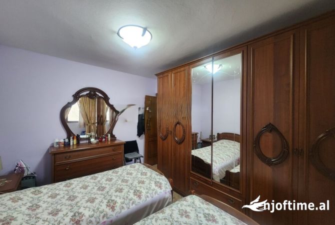 Shtepi me qera 1+1 ne Tirane - 400 Euro