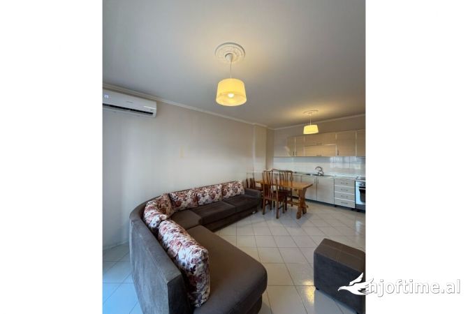 Casa in affitto 2+1 a Tirana - 400 Euro