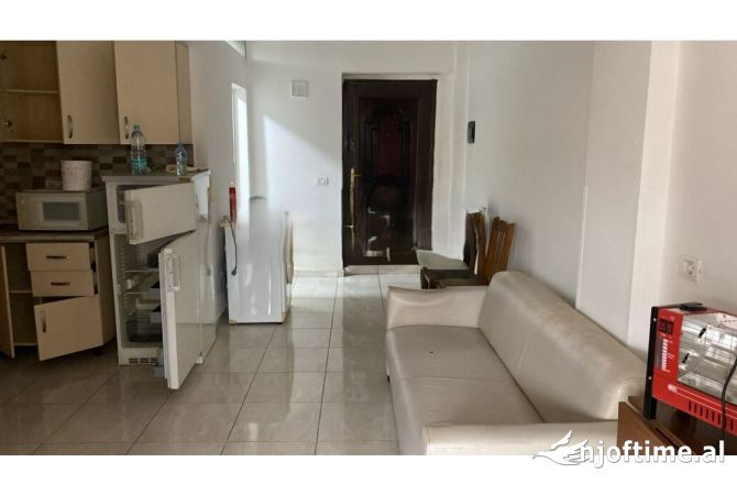Shtepi ne shitje 1+1 ne Tirane - 82,500 Euro