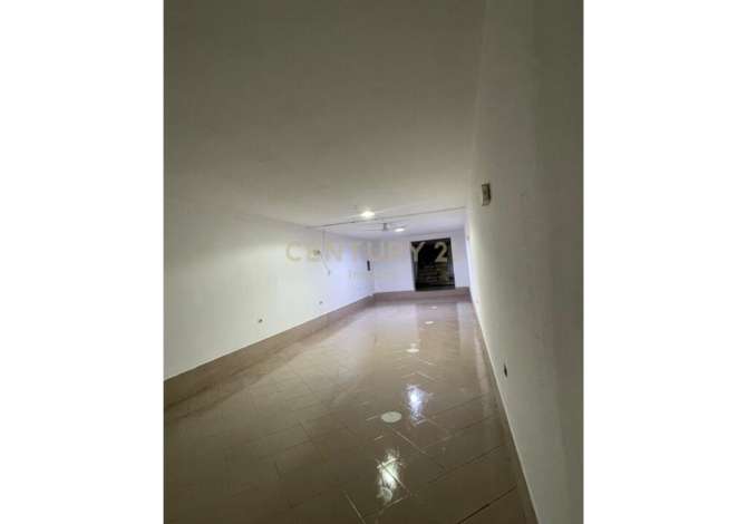 Ambient biznesi me qera 1+1 ne Tirane - 700 Euro