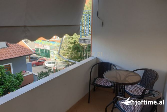 Shtepi ne shitje Apartament ne Tirane, 2+1, Mobilimi E mobiluar, Pagesa 123,000  Euro.