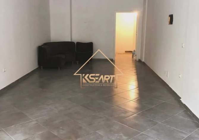 Business Property in Sale 4+1 in Vlora - 150,000 Euro