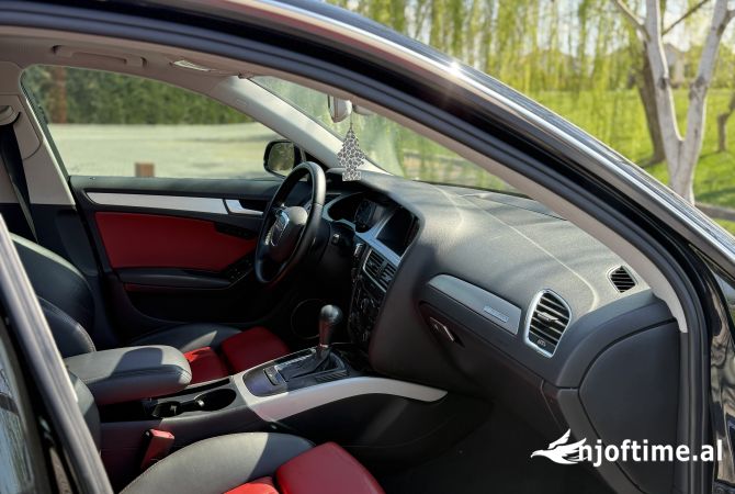 Makina ne shitje ne Durres, Audi, 2011 Benzine,Kambio Automatik Pagesa 7,500  Euro.