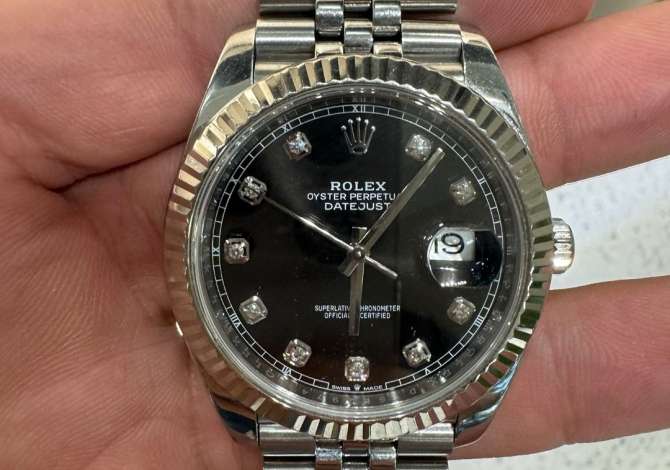 Accessori uomo e donna a Tirana - 600 Euro