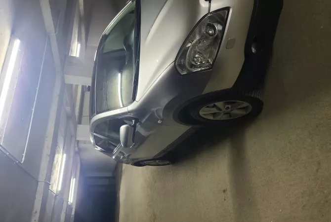Makina ne shitje  ne Tirane - 6,700 Euro