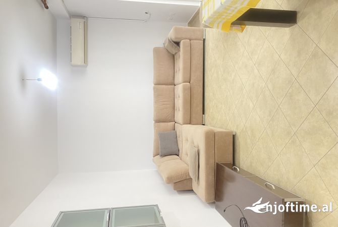 Shtepi me qera 1+1 ne Tirane - 55,000 Leke