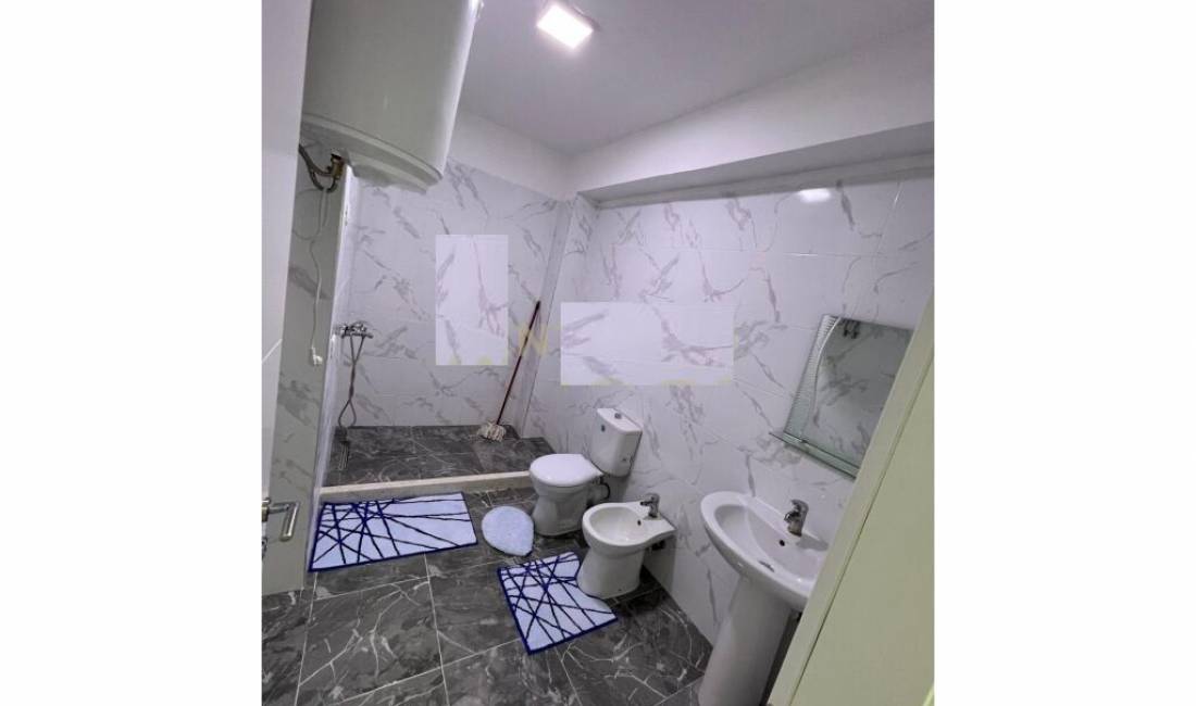 Shtepi me qera Apartament ne Tirane, 2+1, Mobilimi E mobiluar, Pagesa 350  Euro.