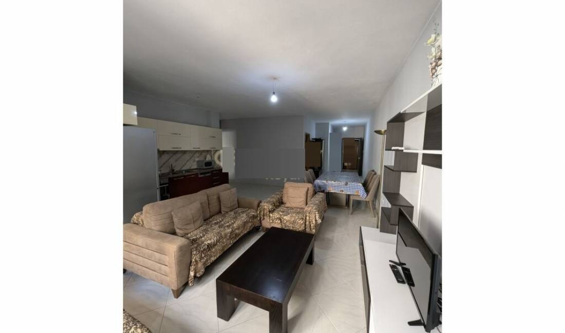 Shtepi me qera Apartament ne Tirane, 2+1, Mobilimi E mobiluar, Pagesa 380  Euro.