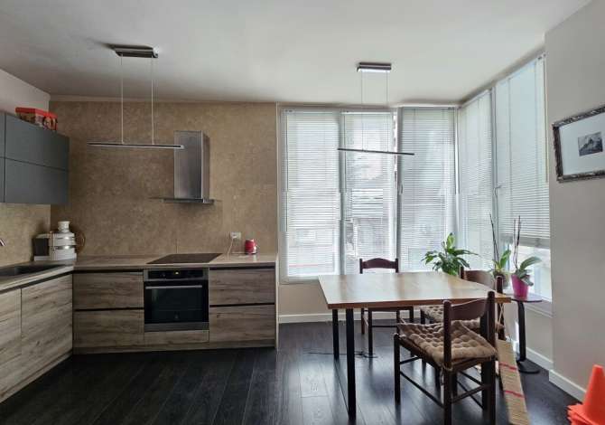 Shtepi ne shitje 2+1 ne Tirane - 120,000 Euro
