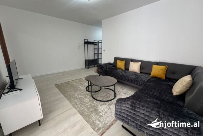 Shtepi me qera 1+1 ne Tirane - 650 Euro