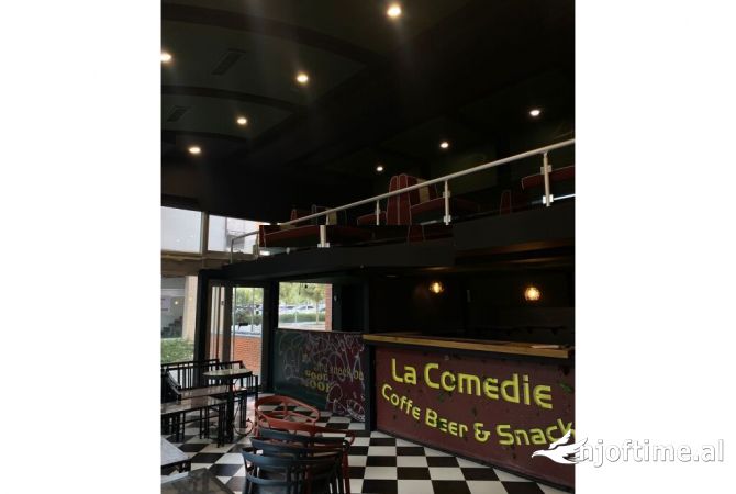 Ambient biznesi me qera 2+1 ne Tirane - 1,600 Euro