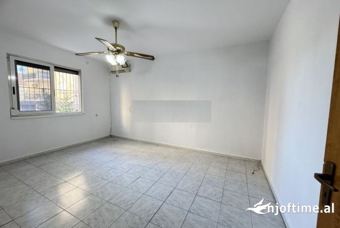 Shtepi ne shitje 2+1 ne Tirane - 98,000 Euro