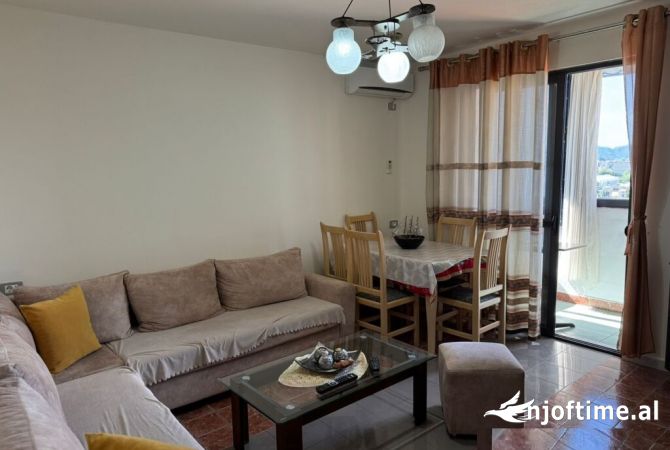 Shtepi me qera 1+1 ne Tirane - 400 Euro