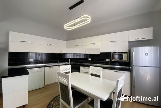 Shtepi me qera 3+1 ne Tirane - 600 Euro