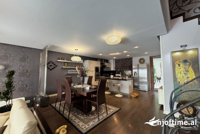 Shtepi me qera 3+1 ne Tirane - 3,500 Euro