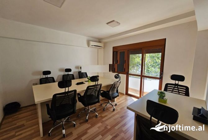 Ambient biznesi me qera 3+1 ne Tirane - 850 Euro