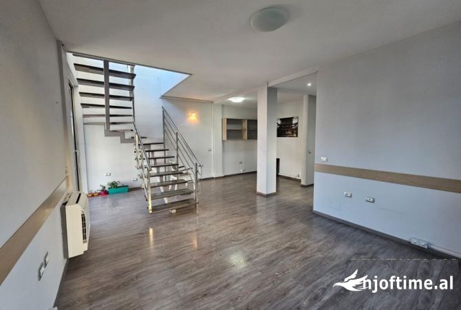 Ambient biznesi me qera 3+1 ne Tirane - 1,400 Euro