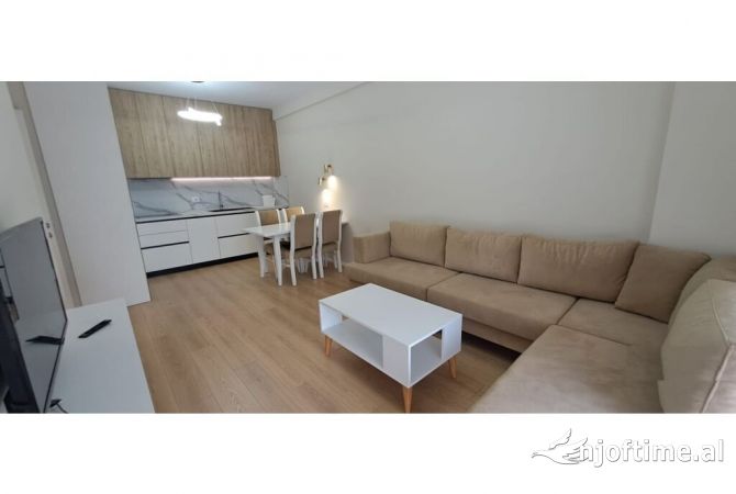 Shtepi me qera 2+1 ne Tirane - 600 Euro