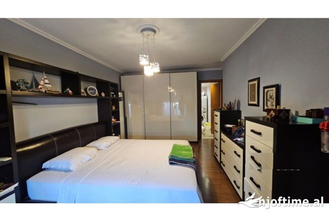 Casa in affitto 3+1 a Tirana - 1,000 Euro