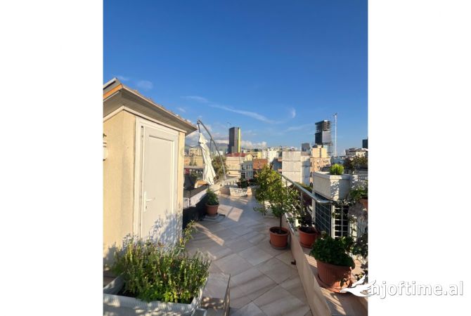 Shtepi ne shitje 3+1 ne Tirane - 287,000 Euro