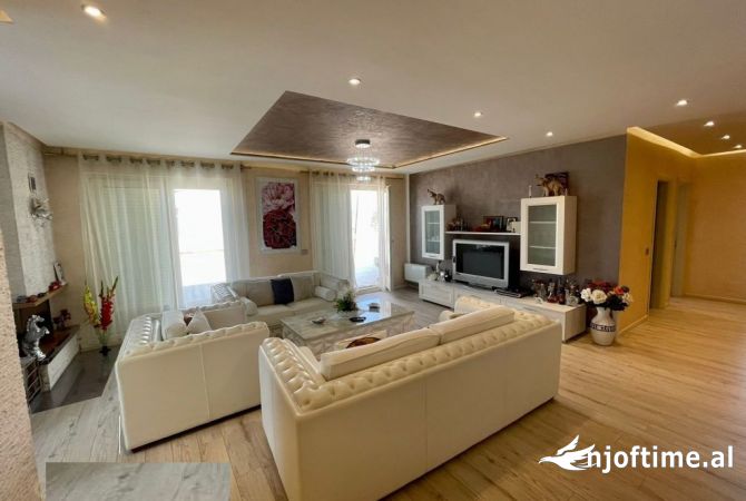 Shtepi ne shitje 3+1 ne Tirane - 270,000 Euro