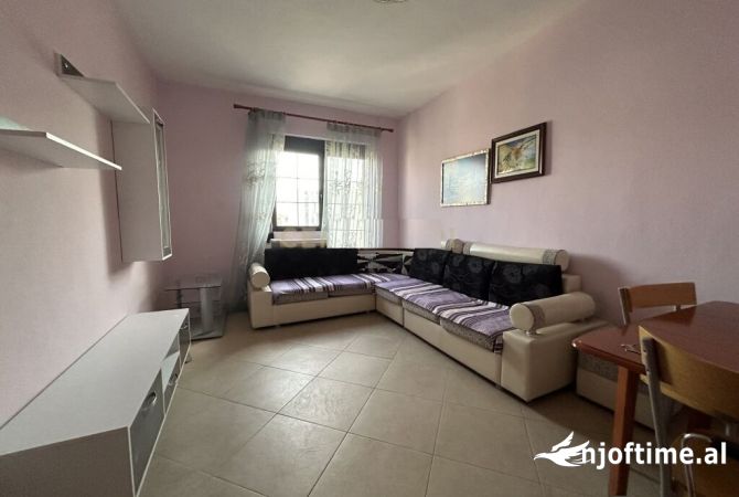 Shtepi me qera 1+1 ne Tirane - 500 Euro