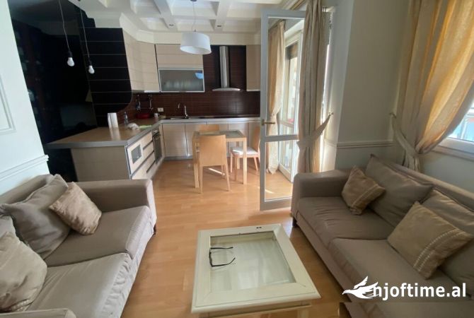 Shtepi me qera 2+1 ne Tirane - 600 Euro