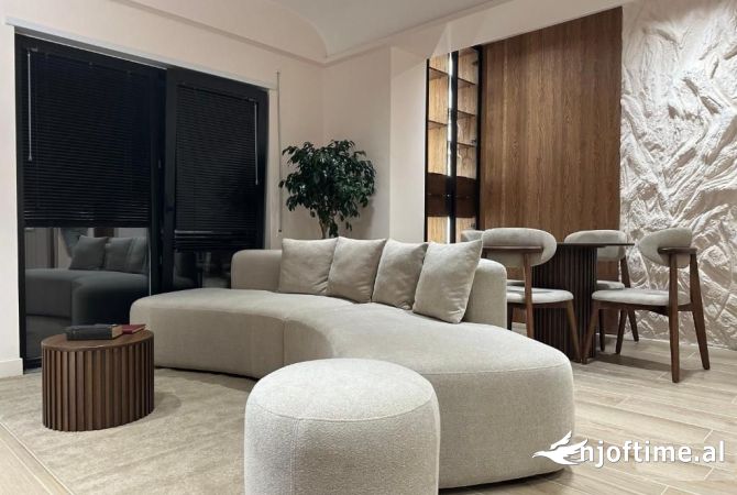Casa in affitto 2+1 a Tirana - 1,400 Euro