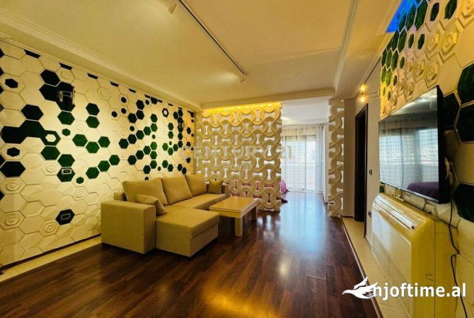 Shtepi me qera 2+1 ne Tirane - 800 Euro