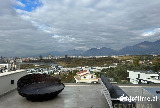 Shtepi me qera 7+1 ne Tirane - 6,500 Euro