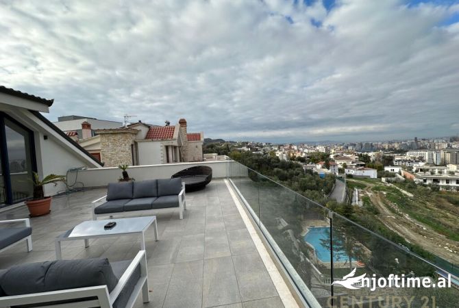 Shtepi me qera Vila Luksoze ne Tirane, 7+1, Mobilimi E mobiluar, Pagesa 6,500  Euro.