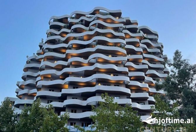 Ambient biznesi me qera 3+1 ne Tirane - 2,400 Euro