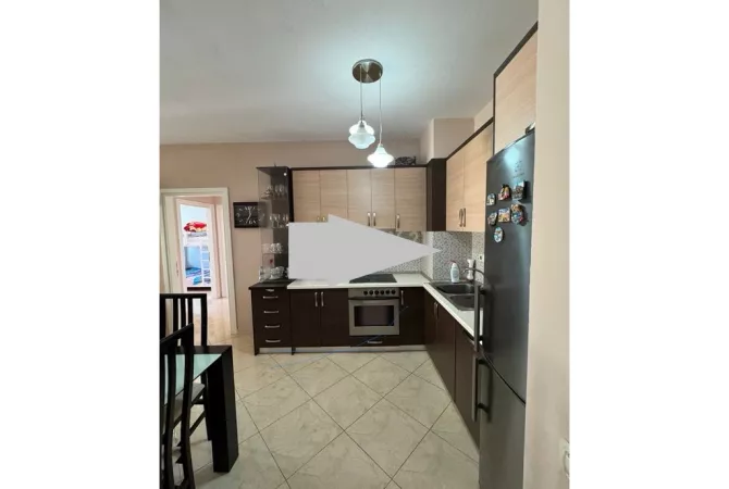 Shtepi me qera 2+1 ne Tirane - 450 Euro