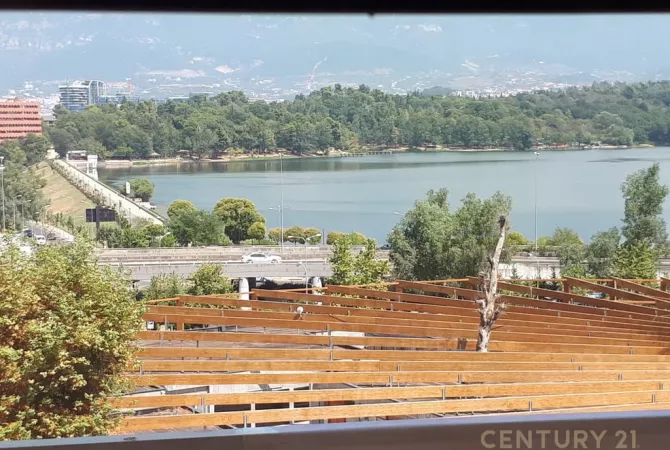 Shtepi me qera 2+1 ne Tirane - 800 Euro
