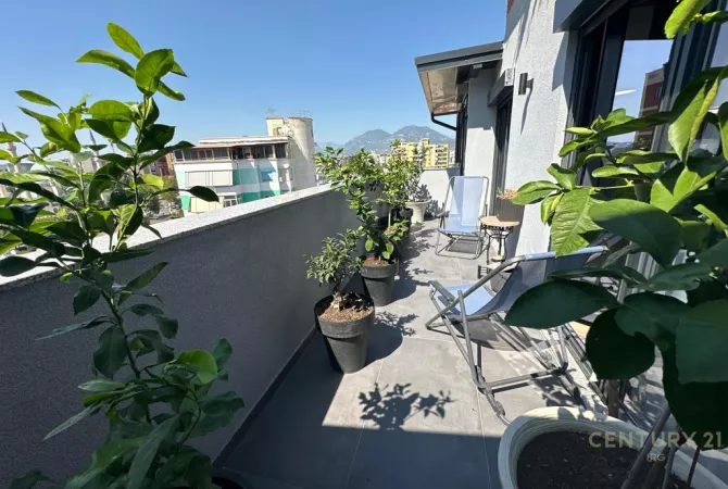Shtepi me qera 2+1 ne Tirane - 1,200 Euro