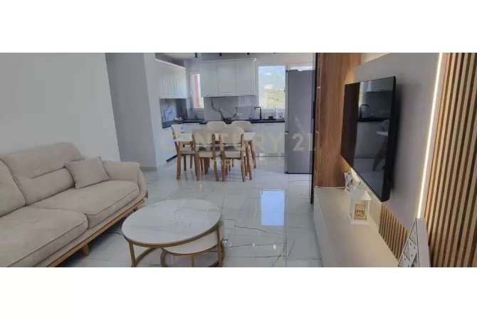 Shtepi me qera 2+1 ne Tirane - 550 Euro