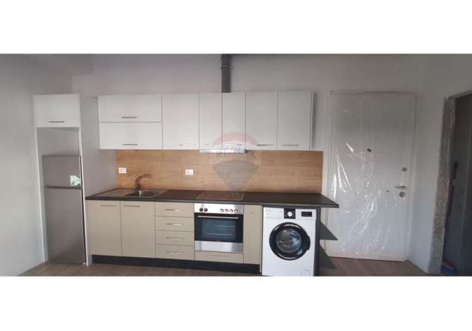 Shtepi me qera Apartament ne Tirane, 1+1, Mobilimi E mobiluar, Pagesa 330  Euro.