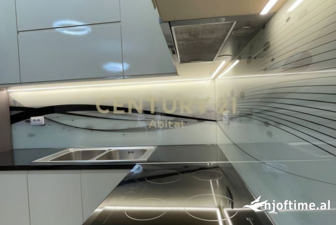 Shtepi me qera 2+1 ne Tirane - 800 Euro