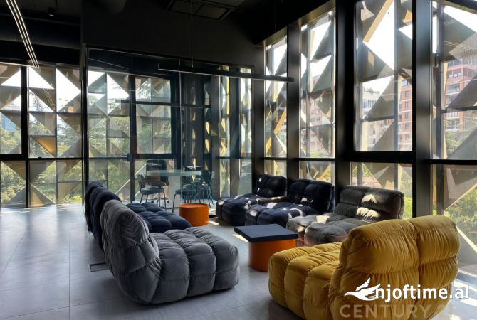 Ambient biznesi me qera 3+1 ne Tirane - 12,000 Euro
