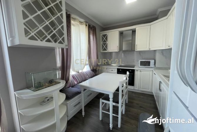 Shtepi me qera 2+1 ne Tirane - 600 Euro