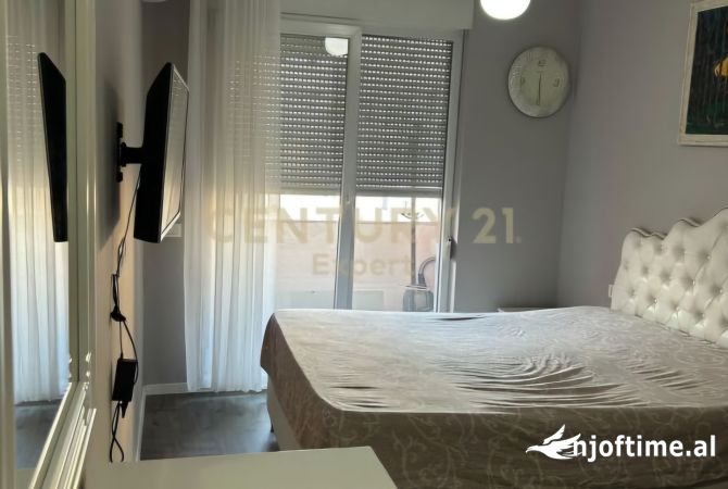 Shtepi me qera 2+1 ne Tirane - 600 Euro