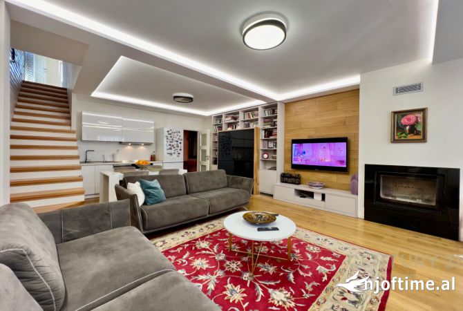 Casa in vendita 3+1 a Tirana - 299,000 Euro