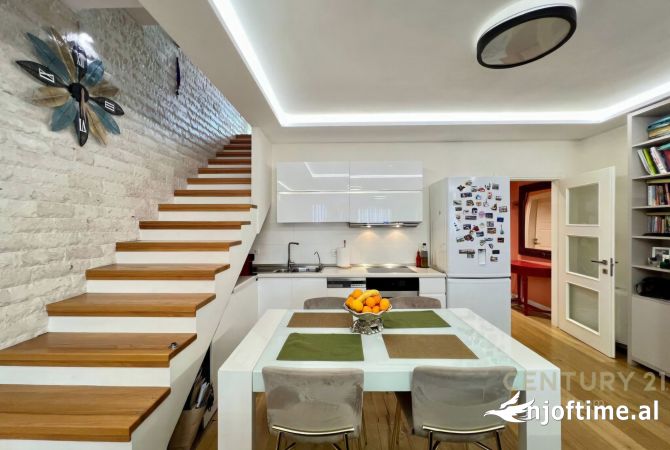 Casa in vendita 3+1 a Tirana - 299,000 Euro