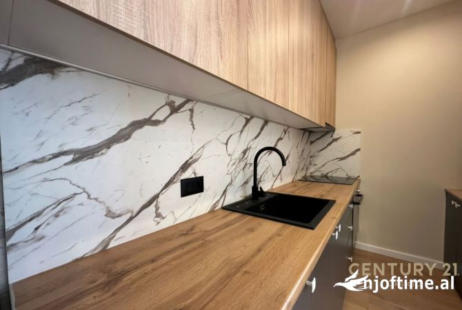 Shtepi ne shitje 1+1 ne Tirane - 150,000 Euro