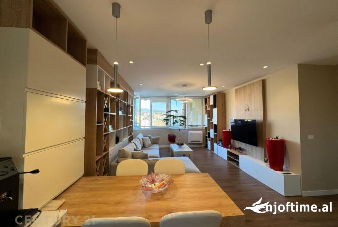 Shtepi me qera Apartament ne Tirane, 2+1, Mobilimi E mobiluar, Pagesa 900  Euro.