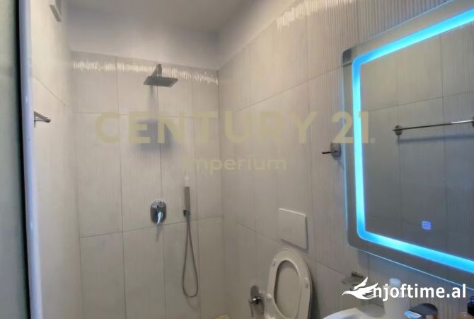 Hotel ne Shitje prane Laprakes – Mundesi e Jashtezakonshme Investimi!