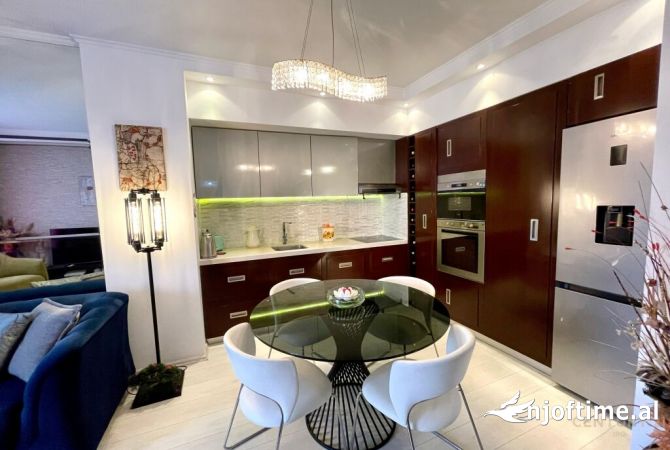 Shtepi ne shitje 2+1 ne Tirane - 229,000 Euro