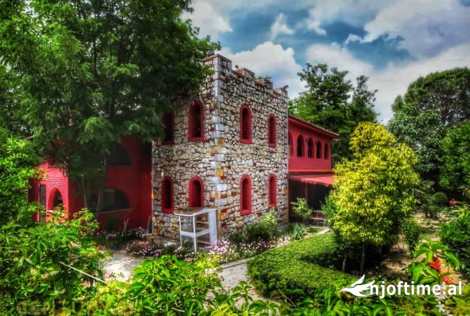 Ambient biznesi ne shitje 2+1 ne Tirane - 400,000 Euro