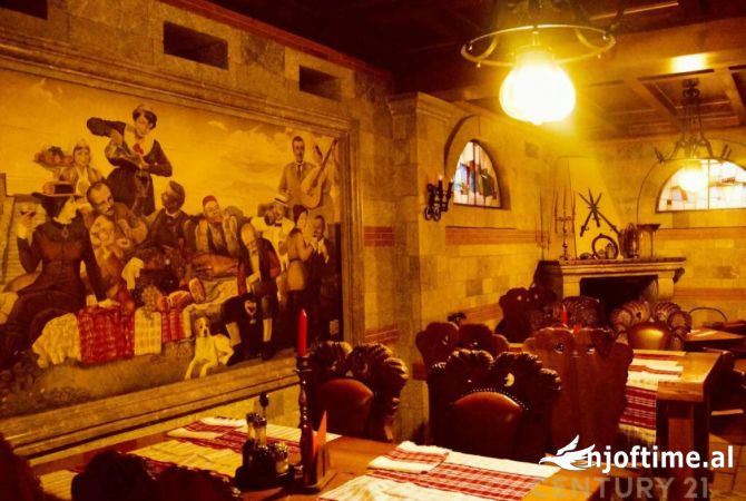 Business Property in Sale 5+1 in Tirana - 2,800,000 Euro